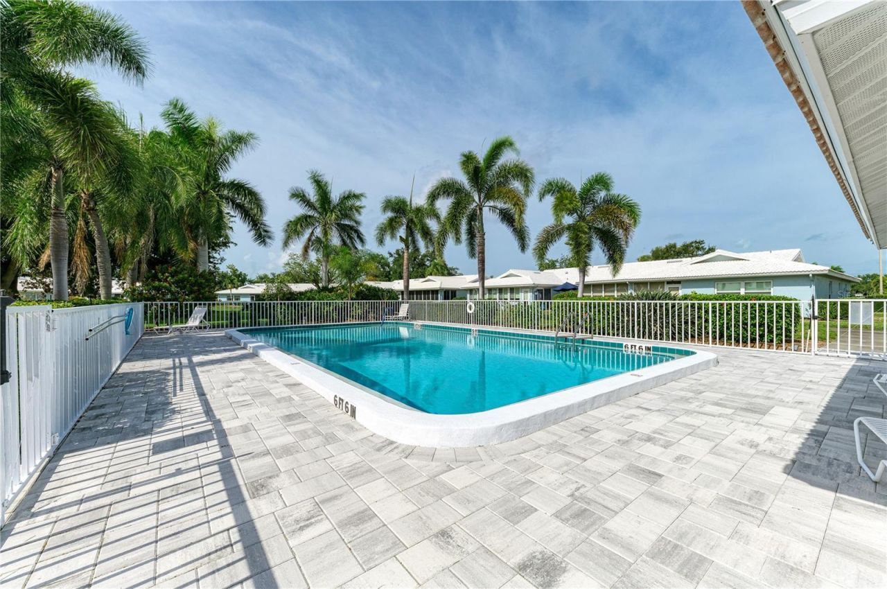 804 67th Street W, Bradenton, FL 34209 Photo