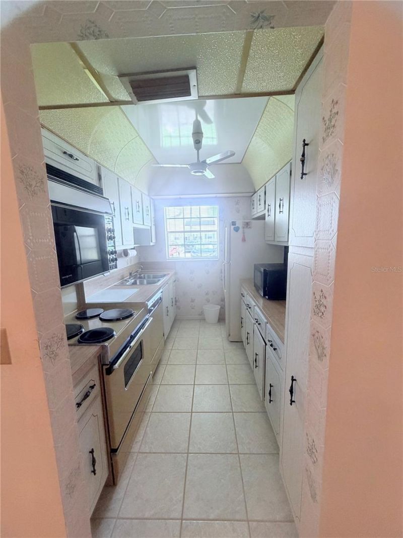 5301 Lakefront Boulevard , Unit C, Delray Beach, FL 33484 Photo