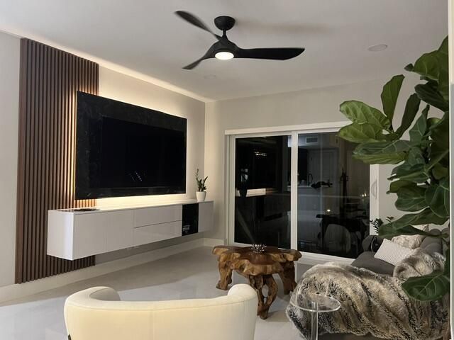1500 SE 15th Street Se, Unit 212, Fort Lauderdale, FL 33316 Photo