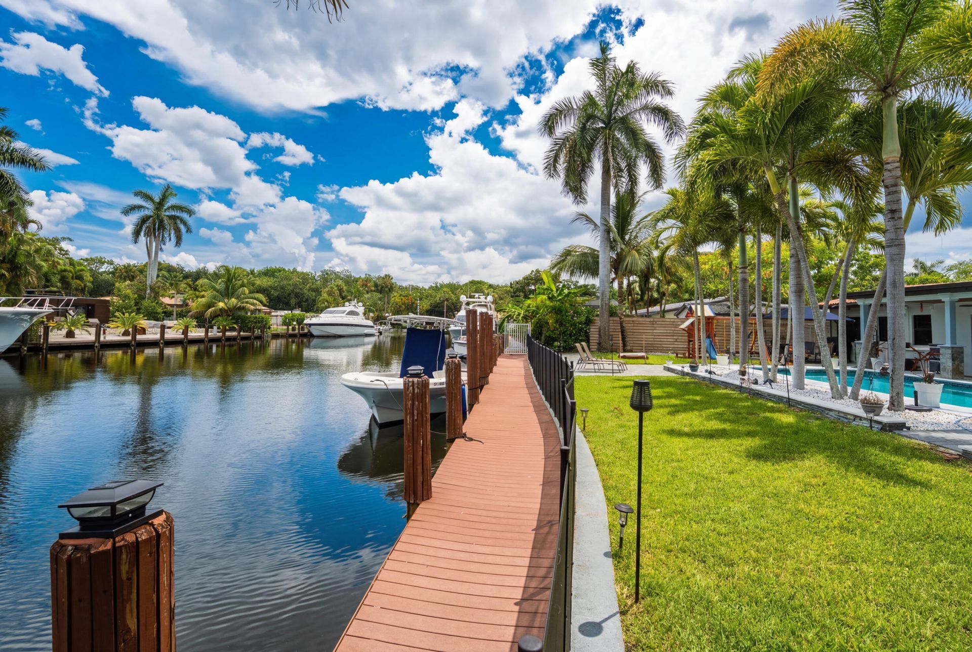 2587 SW 30th Avenue, Fort Lauderdale, FL 33312 Photo