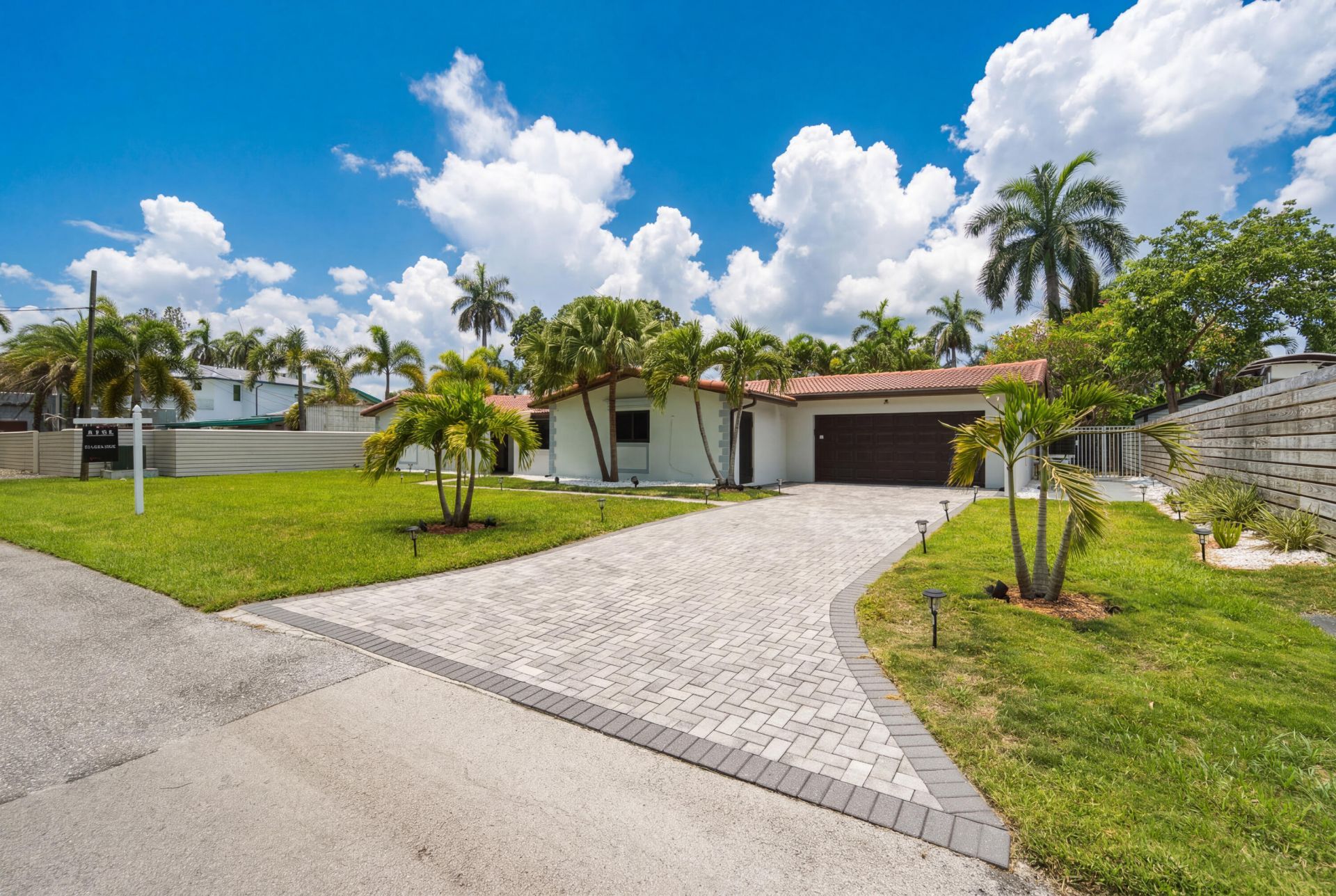 2587 SW 30th Avenue, Fort Lauderdale, FL 33312 Photo