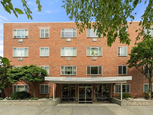 50 Green Street, Unit 401, Brookline, MA 02446