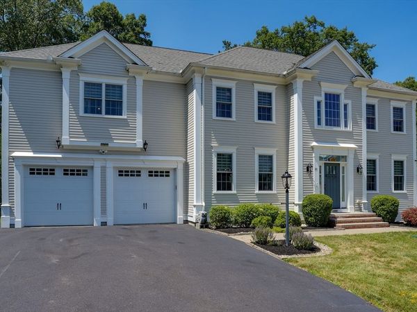 10 Sterling Ct, Northborough, MA 01532