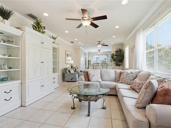8433 Karina CT , NAPLES, FL 34114
