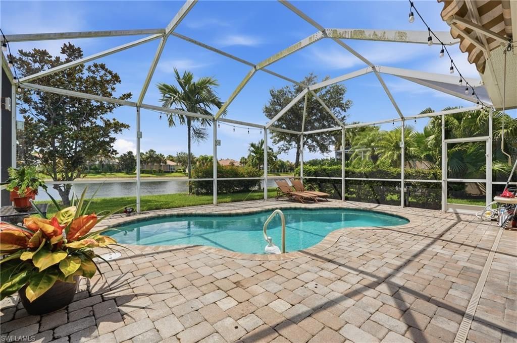 8433 Karina Ct , Naples, FL 34114 Photo