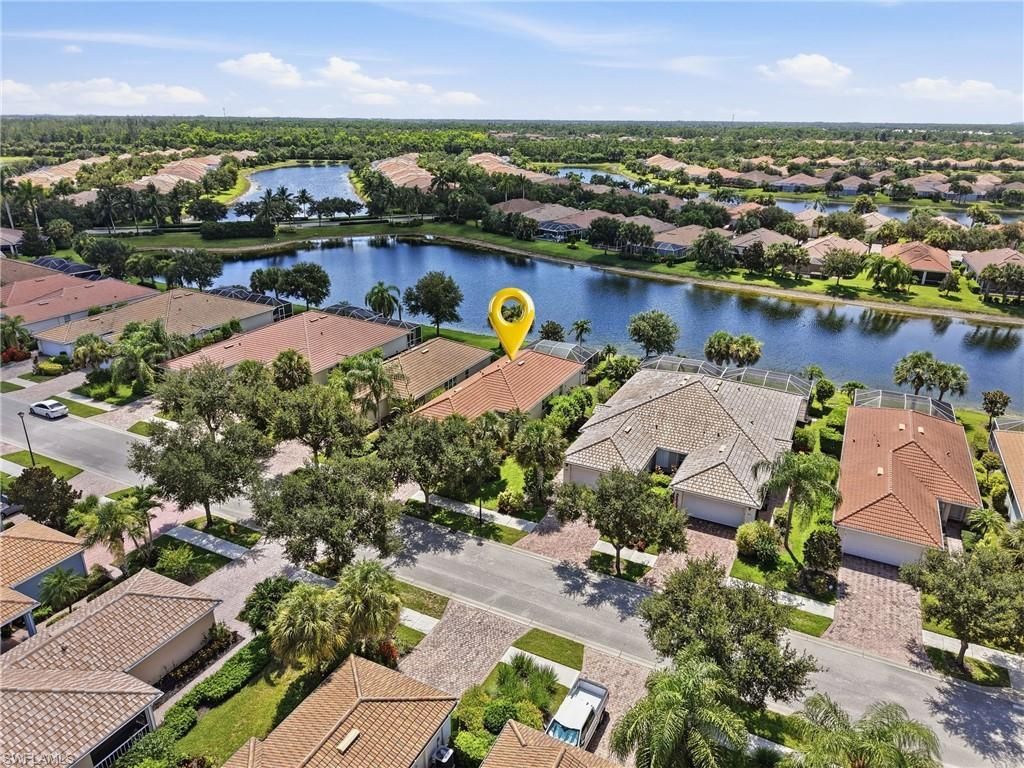 8433 Karina Ct , Naples, FL 34114 Photo