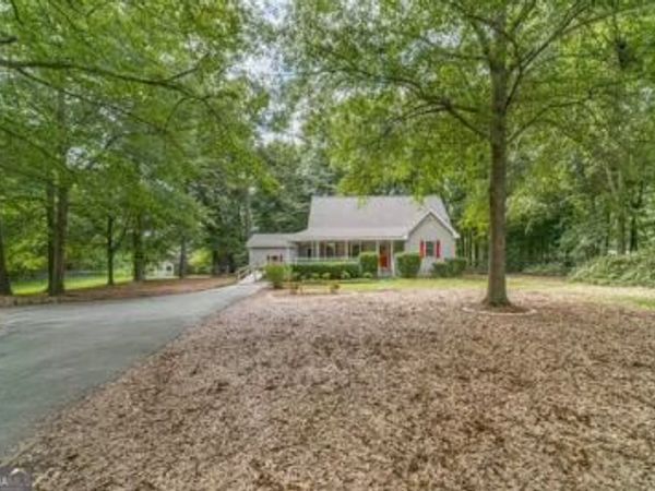 1804 Deer Ct, Monroe, GA 30656