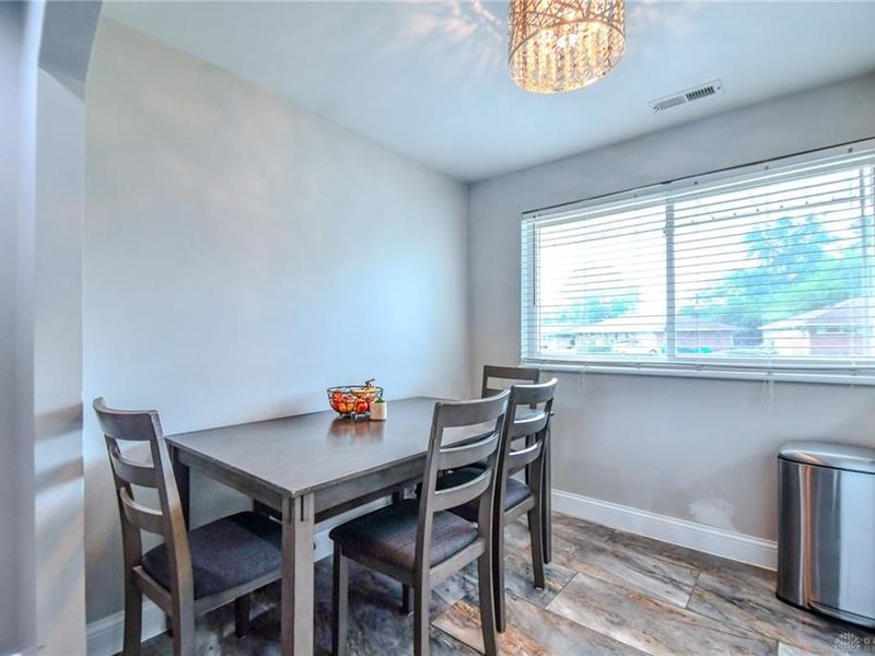 5888 Beecham Drive, Huber Heights, OH 45424 Photo 13