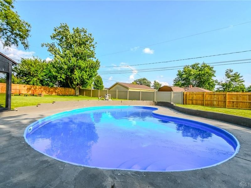 5888 Beecham Drive, Huber Heights, OH 45424 Photo 32