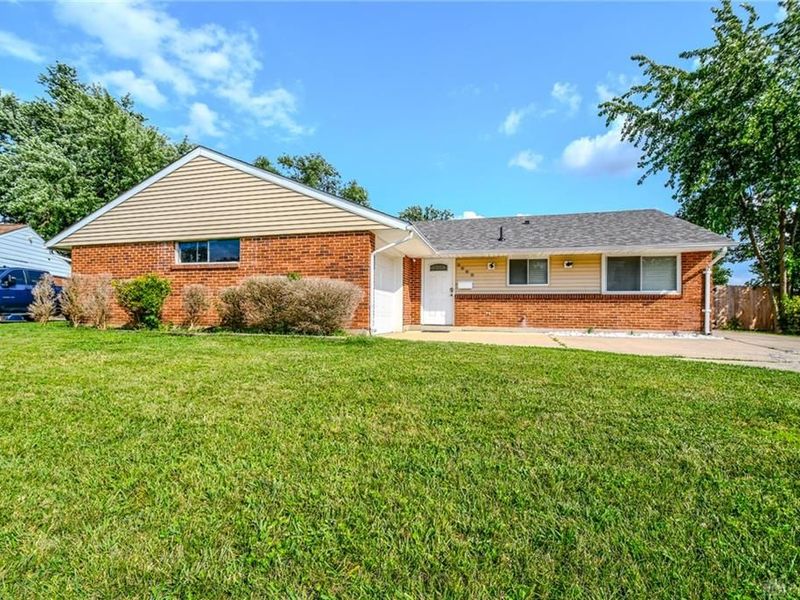 5888 Beecham Drive, Huber Heights, OH 45424 Photo 5