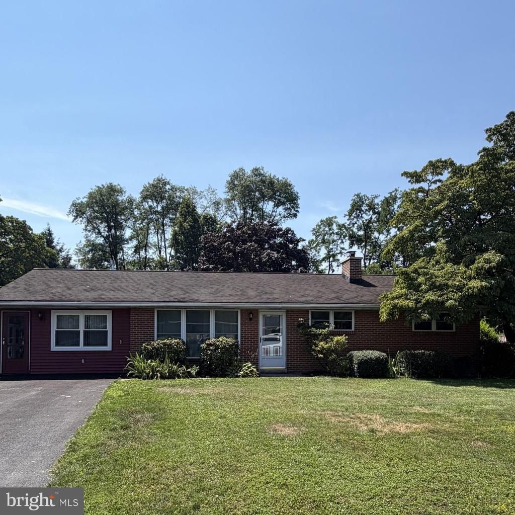 308 HILLCREST DRIVE, NEW CUMBERLAND, PA 17070