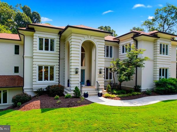 1127 WALKER ROAD , GREAT FALLS, VA 22066