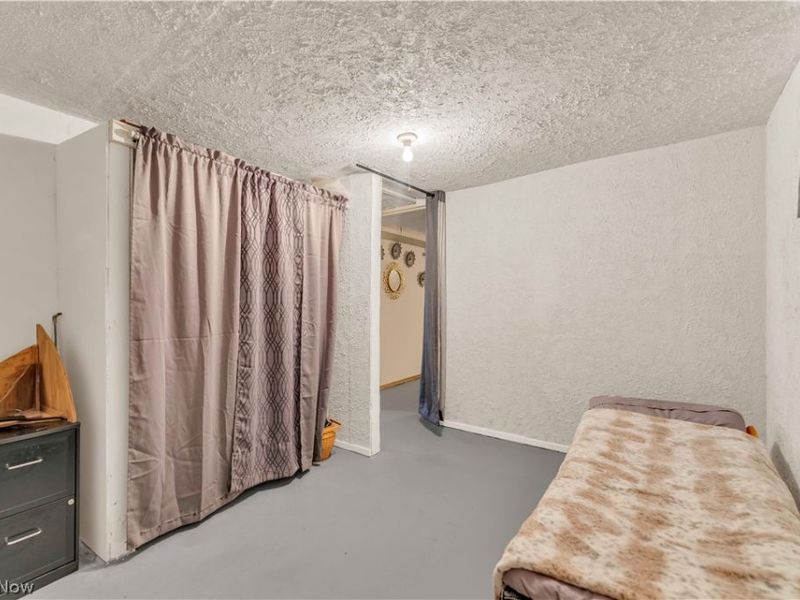 1030 W 29th Street, Lorain, OH 44052 Photo 28
