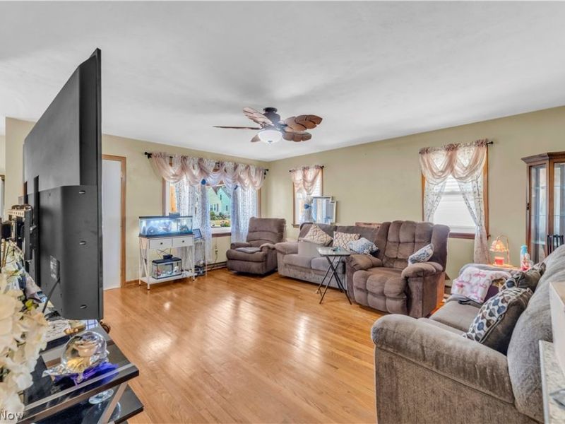 1030 W 29th Street, Lorain, OH 44052 Photo 8