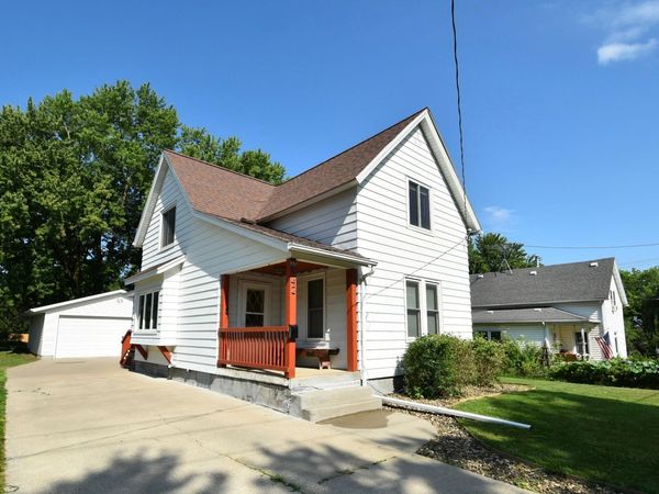 342 2nd Avenue , Zumbrota, MN 55992