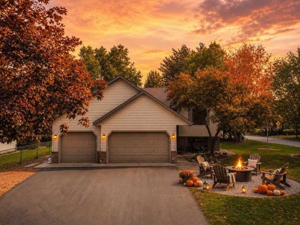 1449 Aretz Court, Victoria, MN 55386