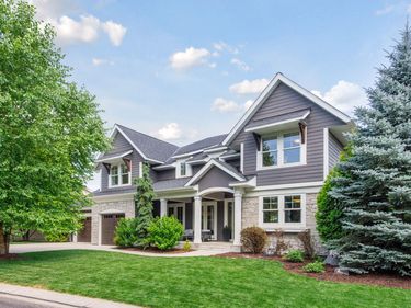5290 Shenandoah Lane N, Plymouth, MN 55446