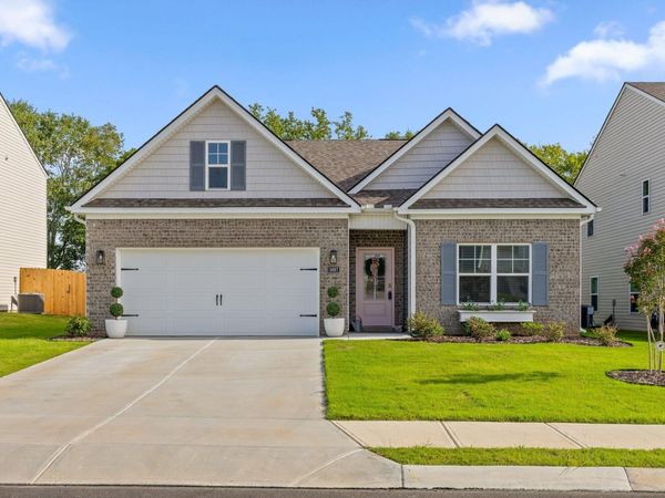 5697 Prickly Loop, Ooltewah, TN 37363