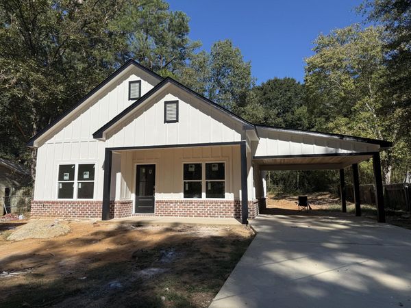 1507 Trace Ave., Tupelo, MS 38804