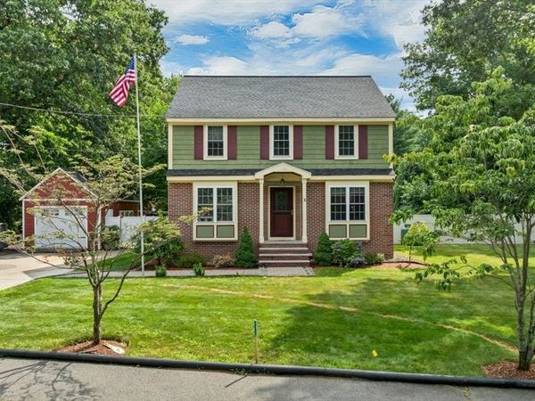 3 Forest St, Wilmington, MA 01887