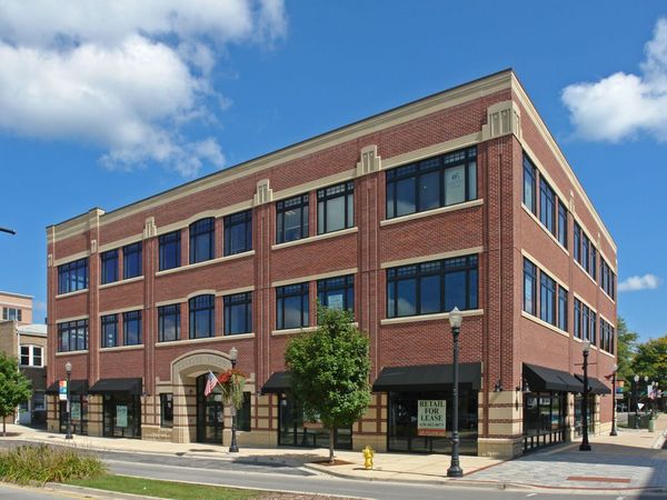 5151 Mochel Drive , Unit 201, Downers Grove, IL 60515