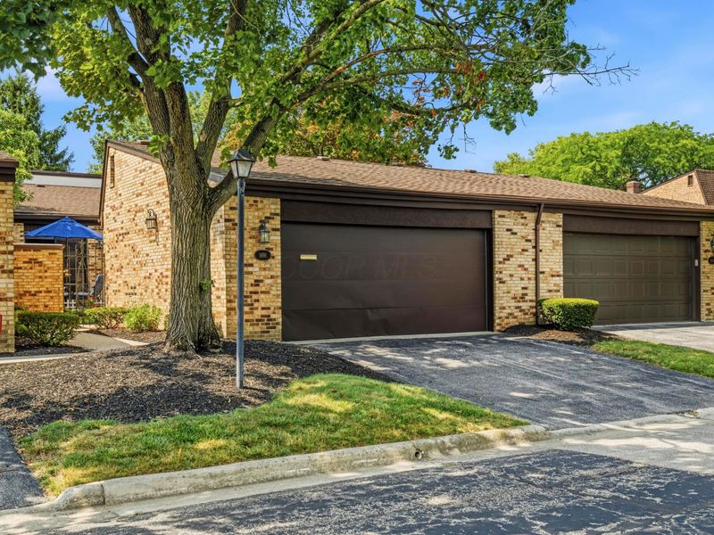1691 Arlingate Drive N, Upper Arlington, OH 43220 Photo 1