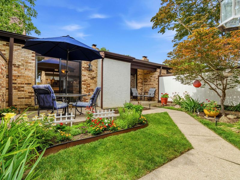 1691 Arlingate Drive N, Upper Arlington, OH 43220 Photo 6