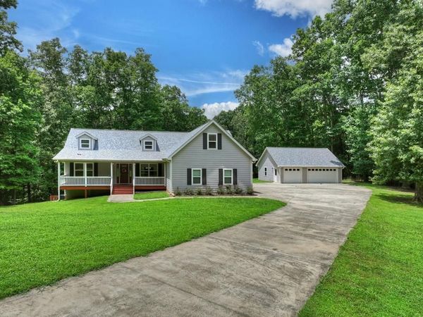 226 Bailey Farm Drive, Mineral Bluff, GA 30559