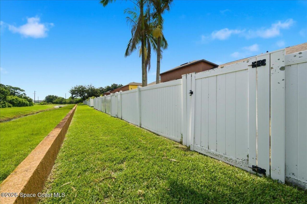 770 Luminary Circle, Unit 104, Melbourne, FL 32901 Photo