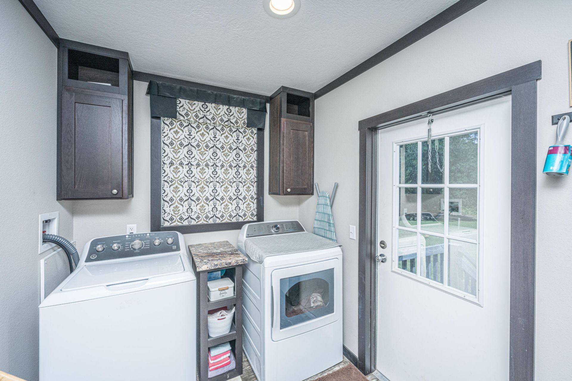 189 Cupid Court Photo 33