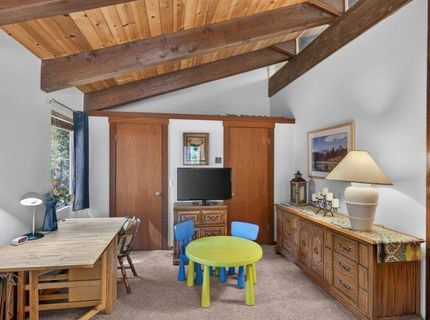 600 White Fir, Truckee, CA 96161 Photo