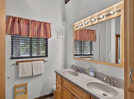 600 White Fir, Truckee, CA 96161 Photo