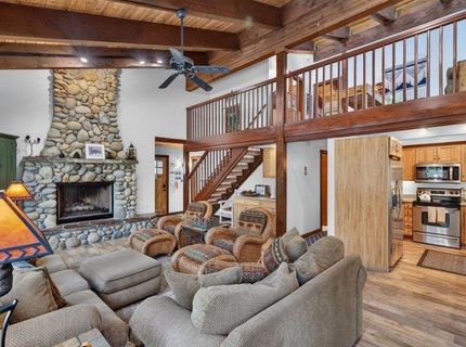 600 White Fir, Truckee, CA 96161 Photo