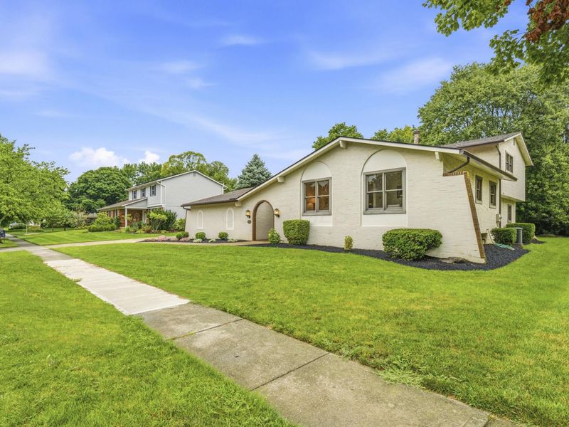 2502 Starford Drive, Dublin, OH 43016 Photo 4