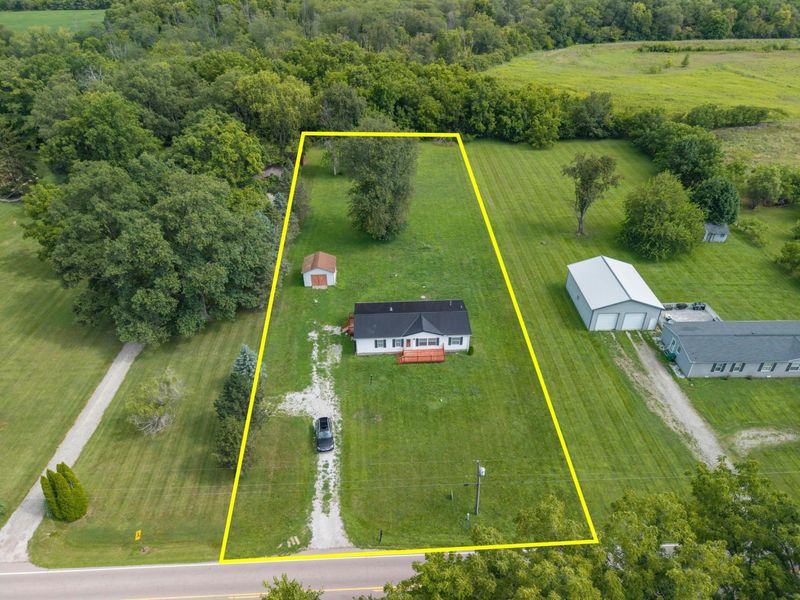 1354 Bloomingburg New Holland Road NW, Washington Court House, OH 43160 Photo 3