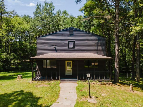 292 Tillamook Lane , Sugar Grove, OH 43155