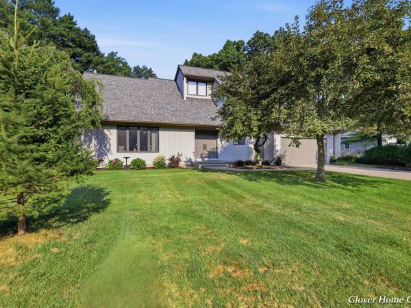 2511 Mcintosh Avenue NE, Grand Rapids, MI 49525