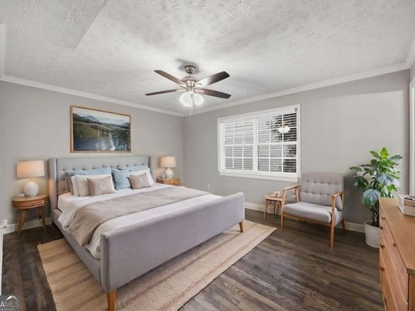 21 Delmont Drive N, Unit 5, Atlanta, GA 30305