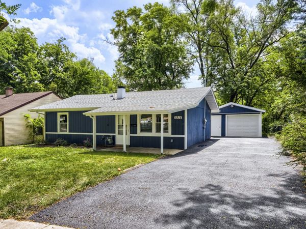 1818 Sauk Trail , Sauk Village, IL 60411