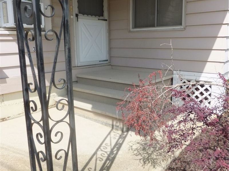 3116 Saratoga Avenue, Cleveland, OH 44109 Photo 2