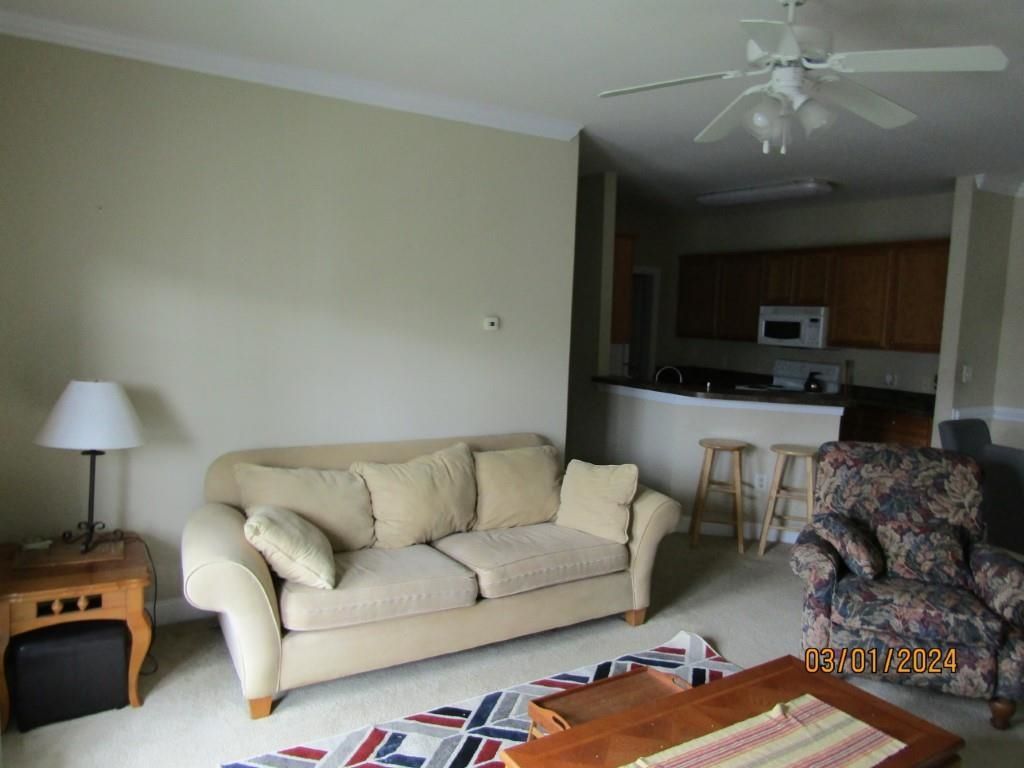 2057 Silvercrest Dr.  Photo 10