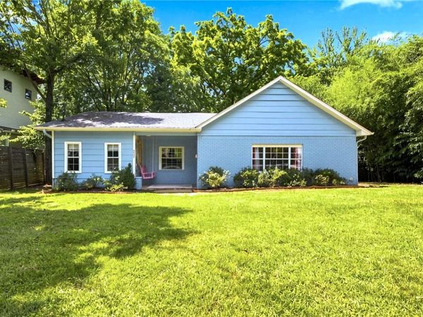 837 N Olive Avenue , Fayetteville, AR 72701