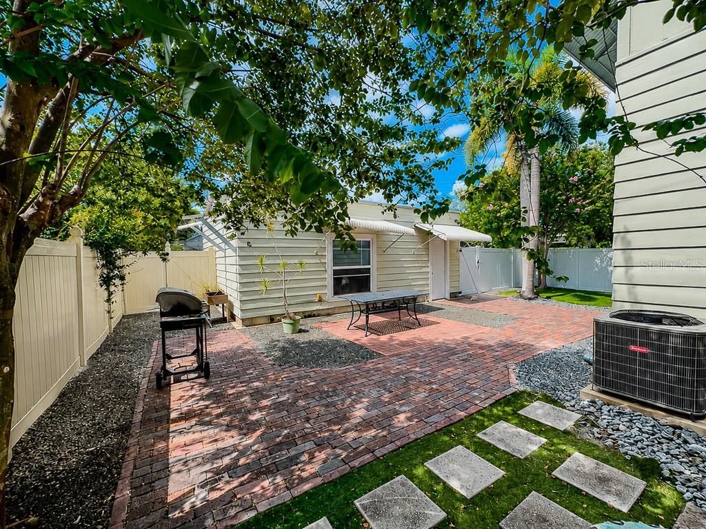 400 20th Street N, Saint Petersburg, FL 33713 Photo
