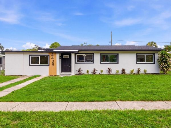 4409 W WYOMING AVENUE , TAMPA, FL 33616