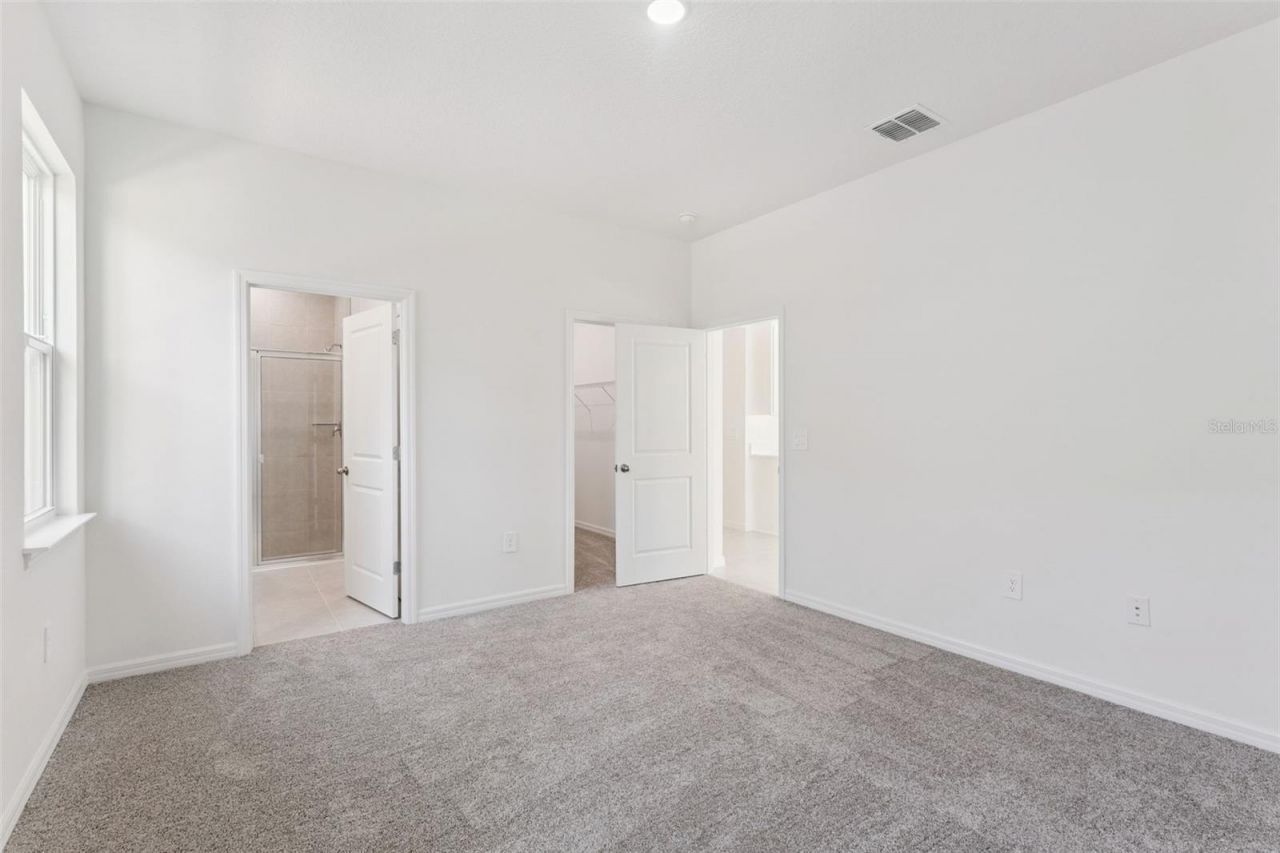 4275 Darby Court , Eustis, FL 32736 Photo