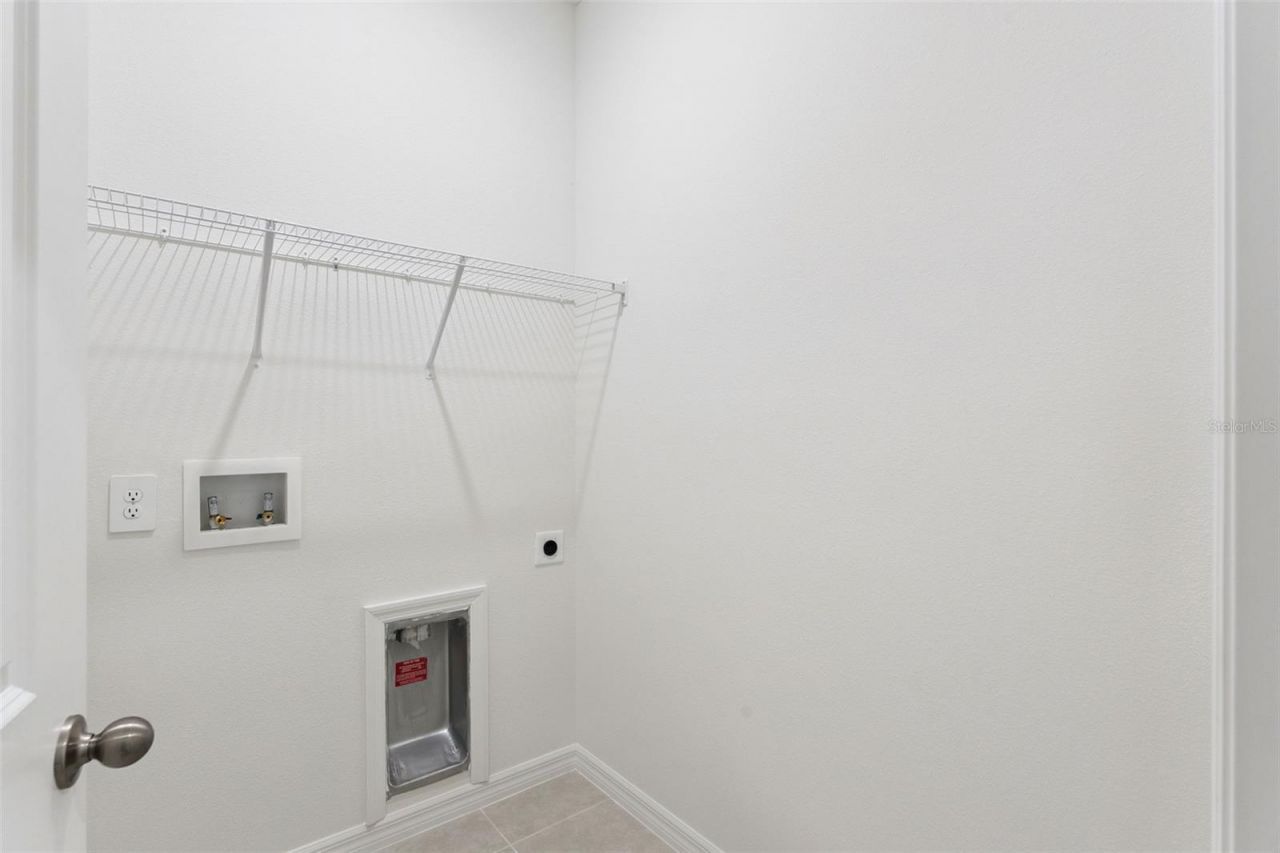 4275 Darby Court , Eustis, FL 32736 Photo