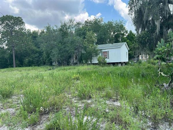 5930 Miss Helen Road , Other Florida, FL 33844