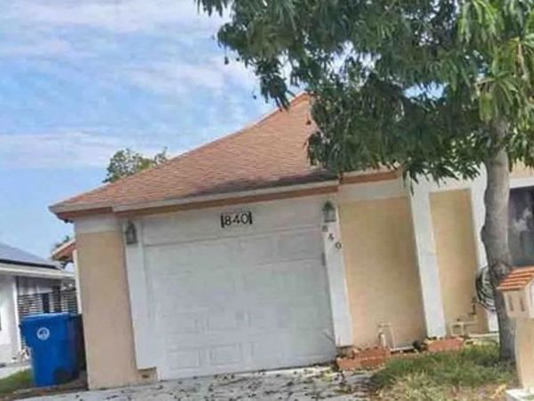 840 W Palm Run Drive , Other Florida, FL 33068