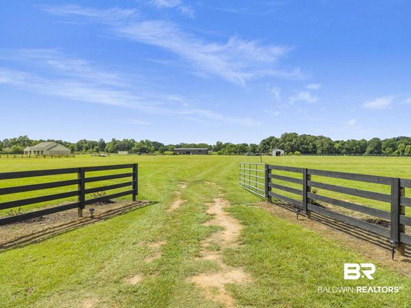18156 County Road 68, Loxley, AL 36551
