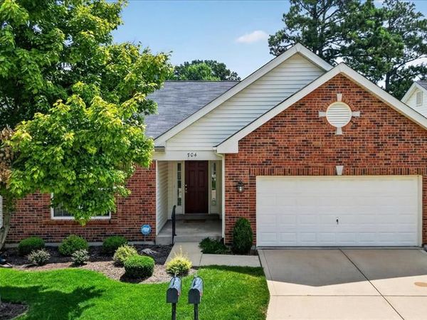 704 Villas Estates Drive , Unincorporated, MO 63026